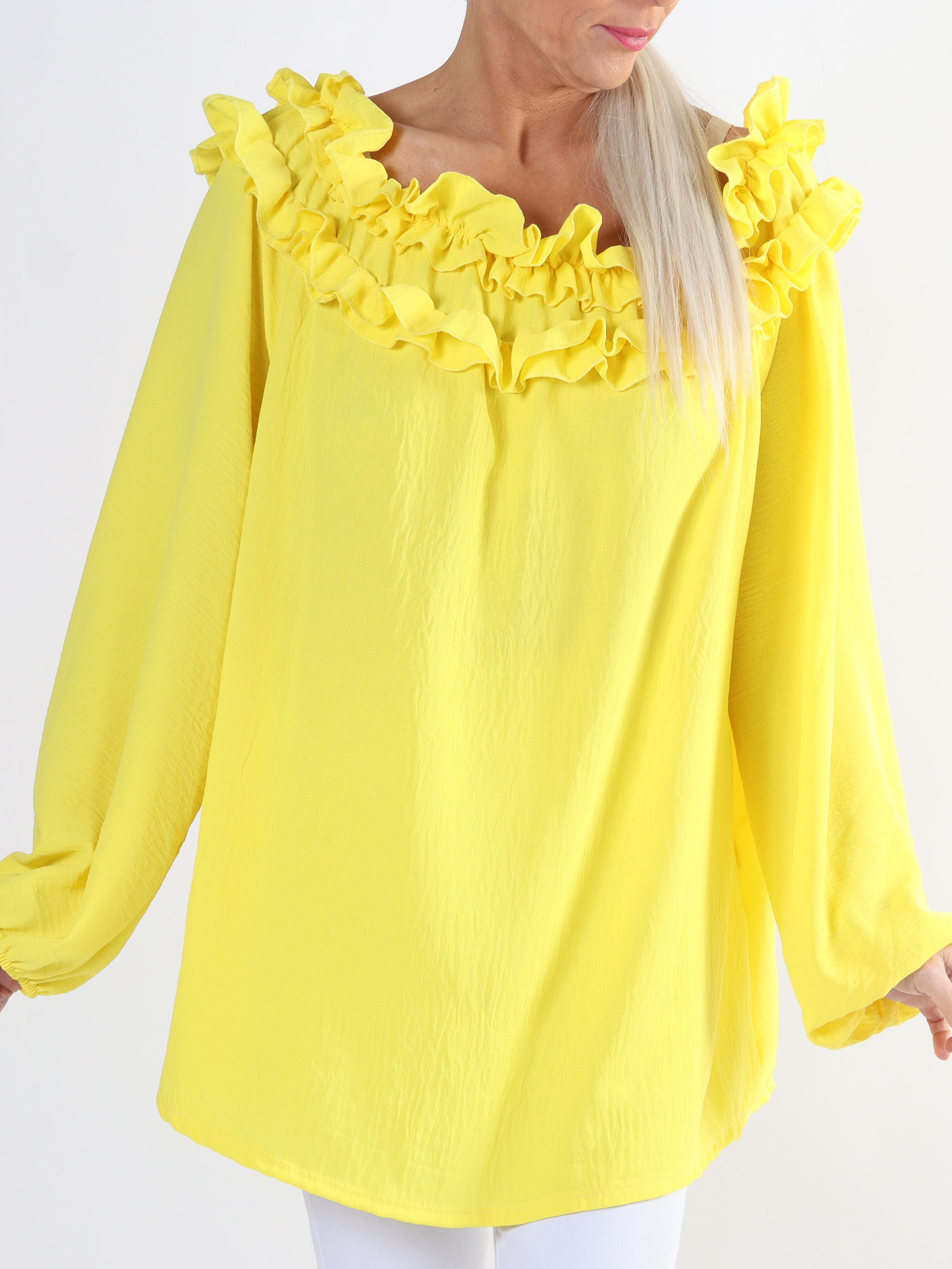 Chili - Finaste plus size tunikan med volanger i halsringningen (bestseller)
